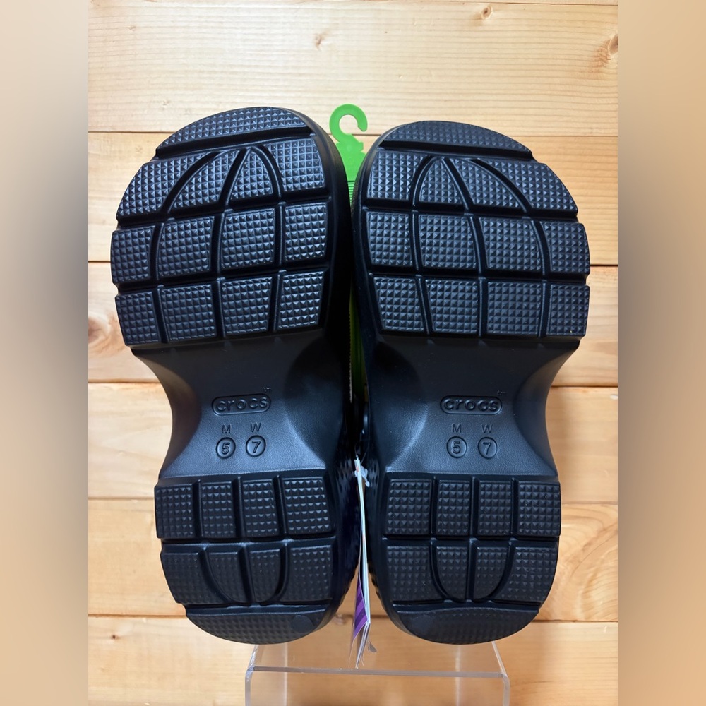New Crocs x Wednesday Addams Family Stomp Clog Women’s - Womens 6 / Mens 4 - Picture 12 of 13